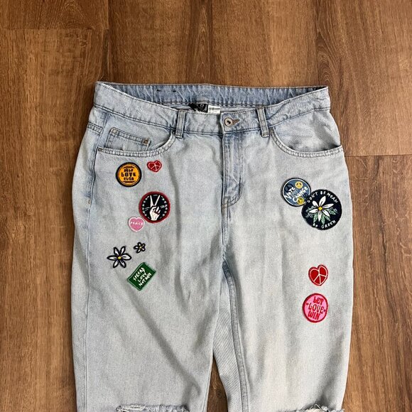 Divided Boyfriend Fit Patches Slim Low Jeans Sz 10 - Picture 3 of 15